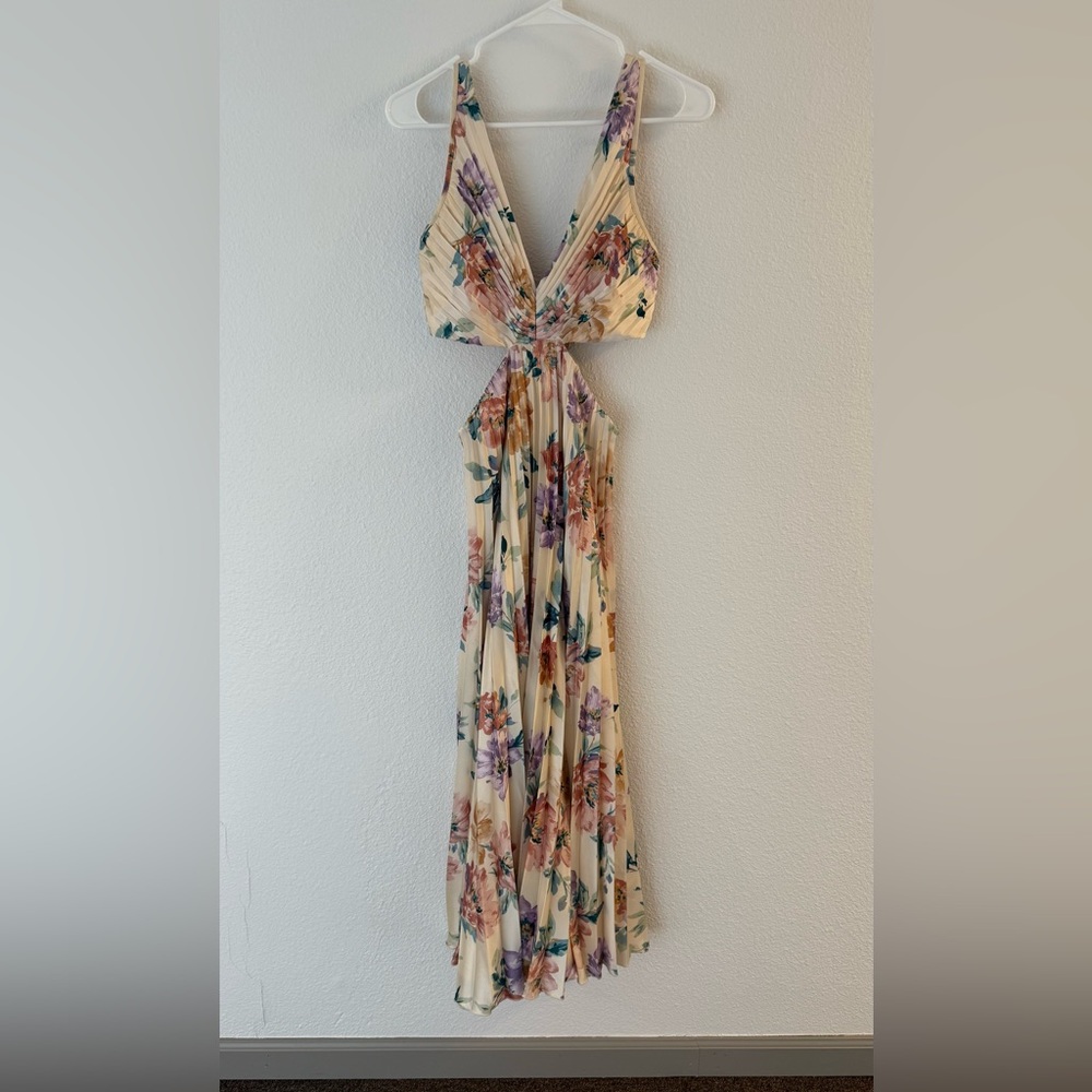 Abercrombie & Fitch Floral Maxi Dress - Cream and Multicolor
